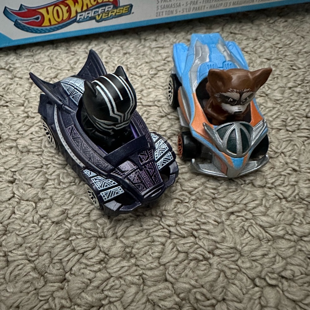 Hot Wheels Marvel Character Cars Set